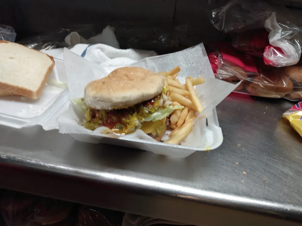 Cheeseburger Deluxe Everything